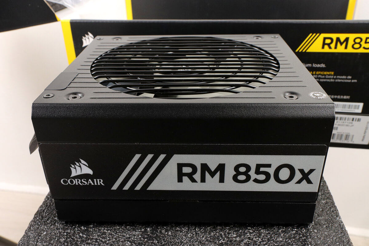 コルセア RM850xをレビュー。通常時は無音で静か、10年保証の良電源 
