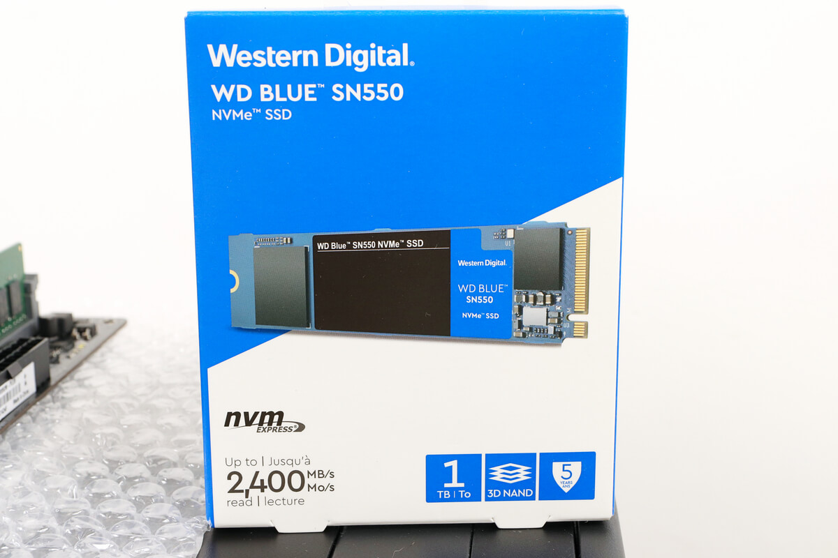WD BLUE SN500 1GBのパッケージ